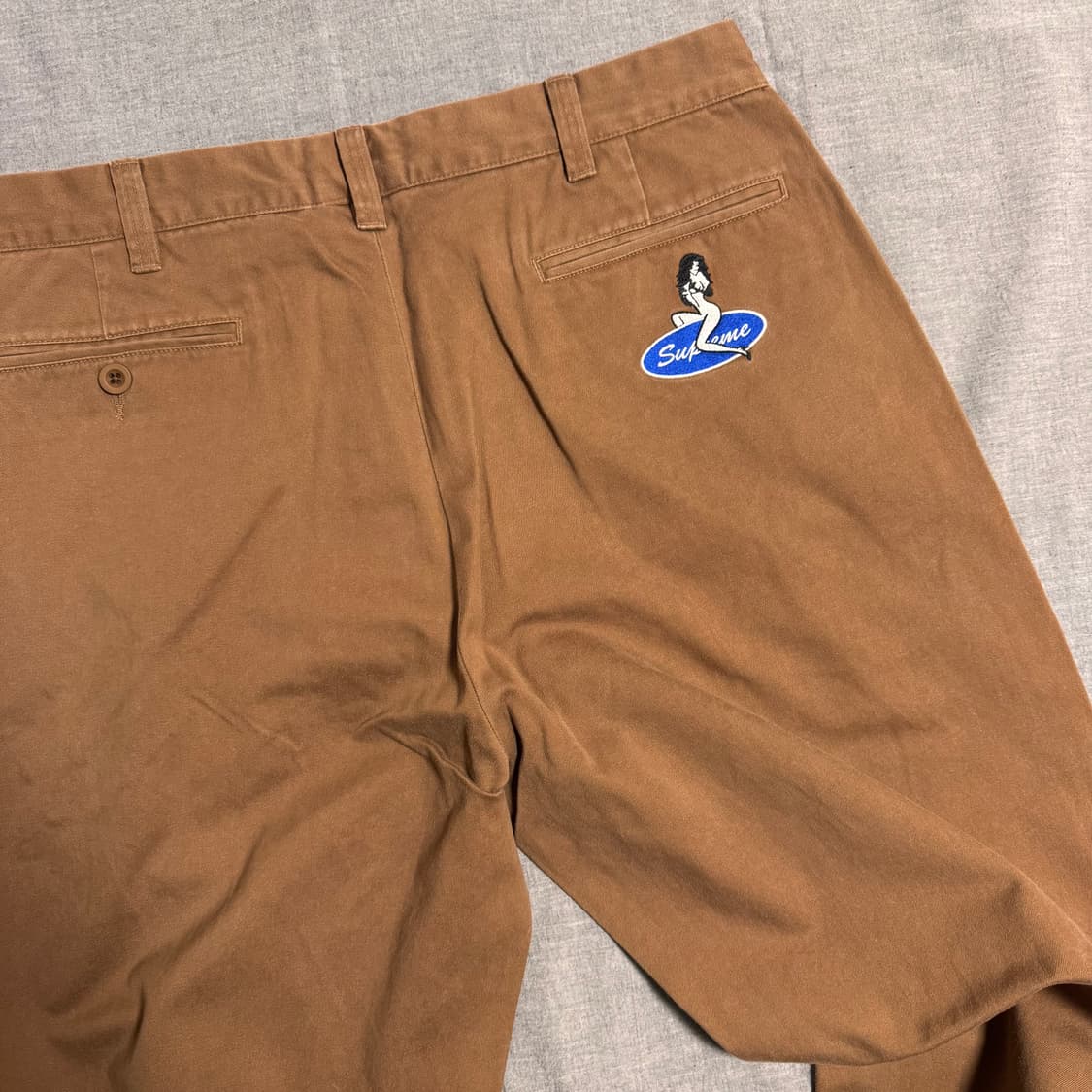 [34] 슈프림 브라운 치노 핀업걸 상품이미지1