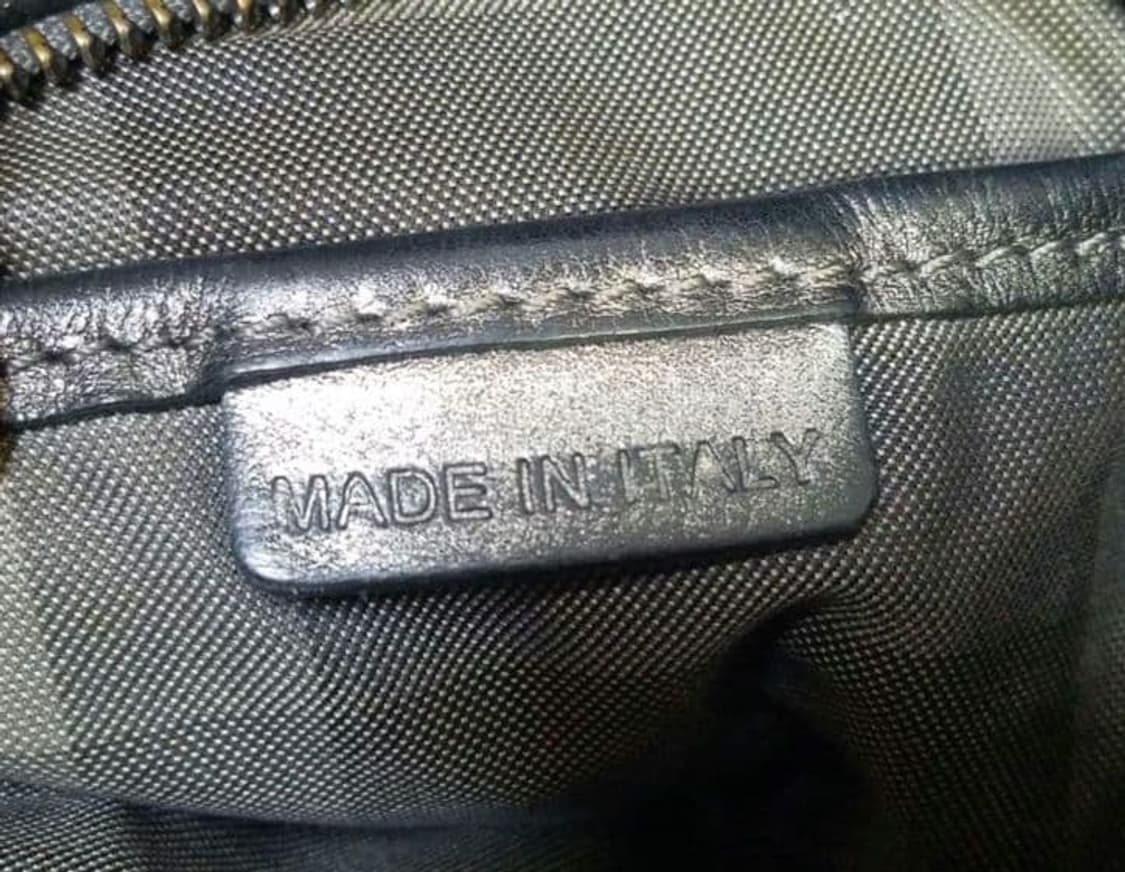 버버리 레더 메탈릭 호보백 숄더백 상품이미지8