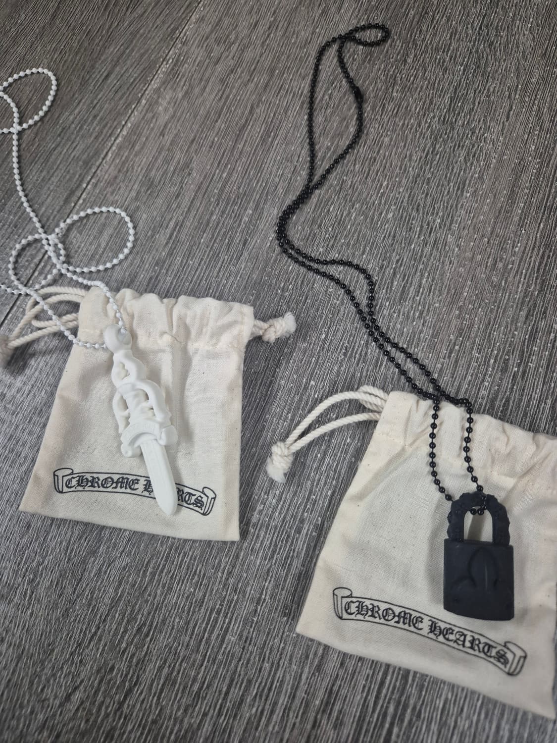 크롬하츠 실리크롬 대거 화이트 상품이미지2