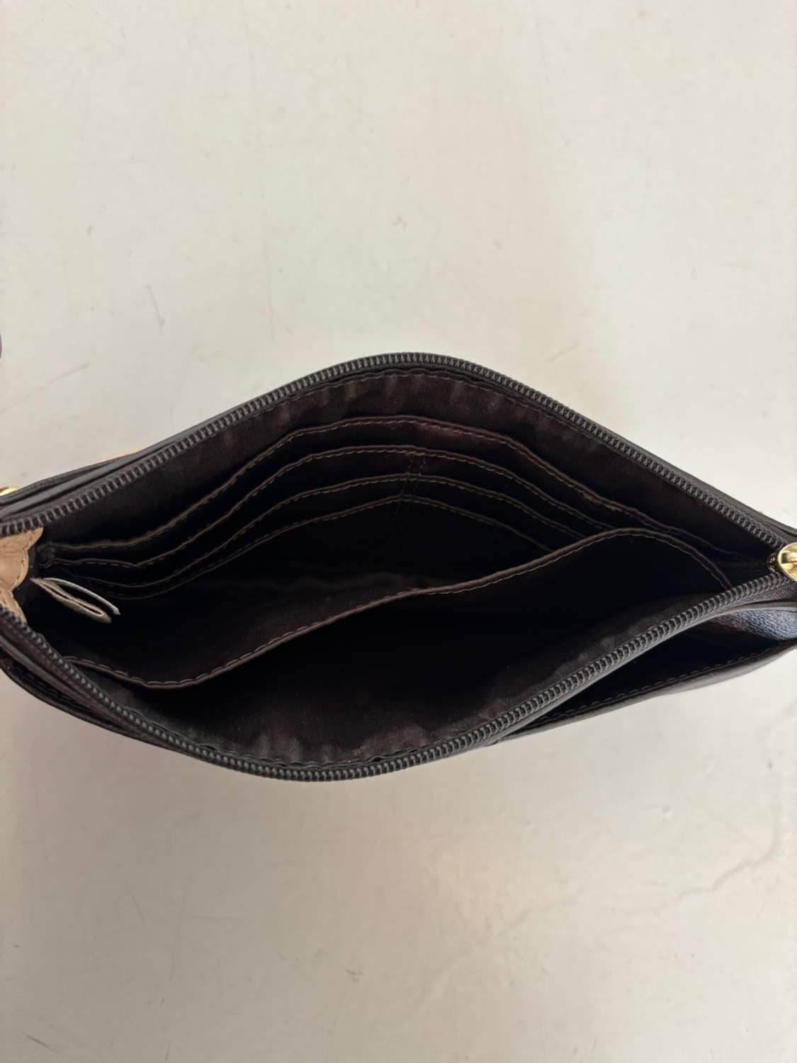 Coach Leather Clutch 상품이미지6