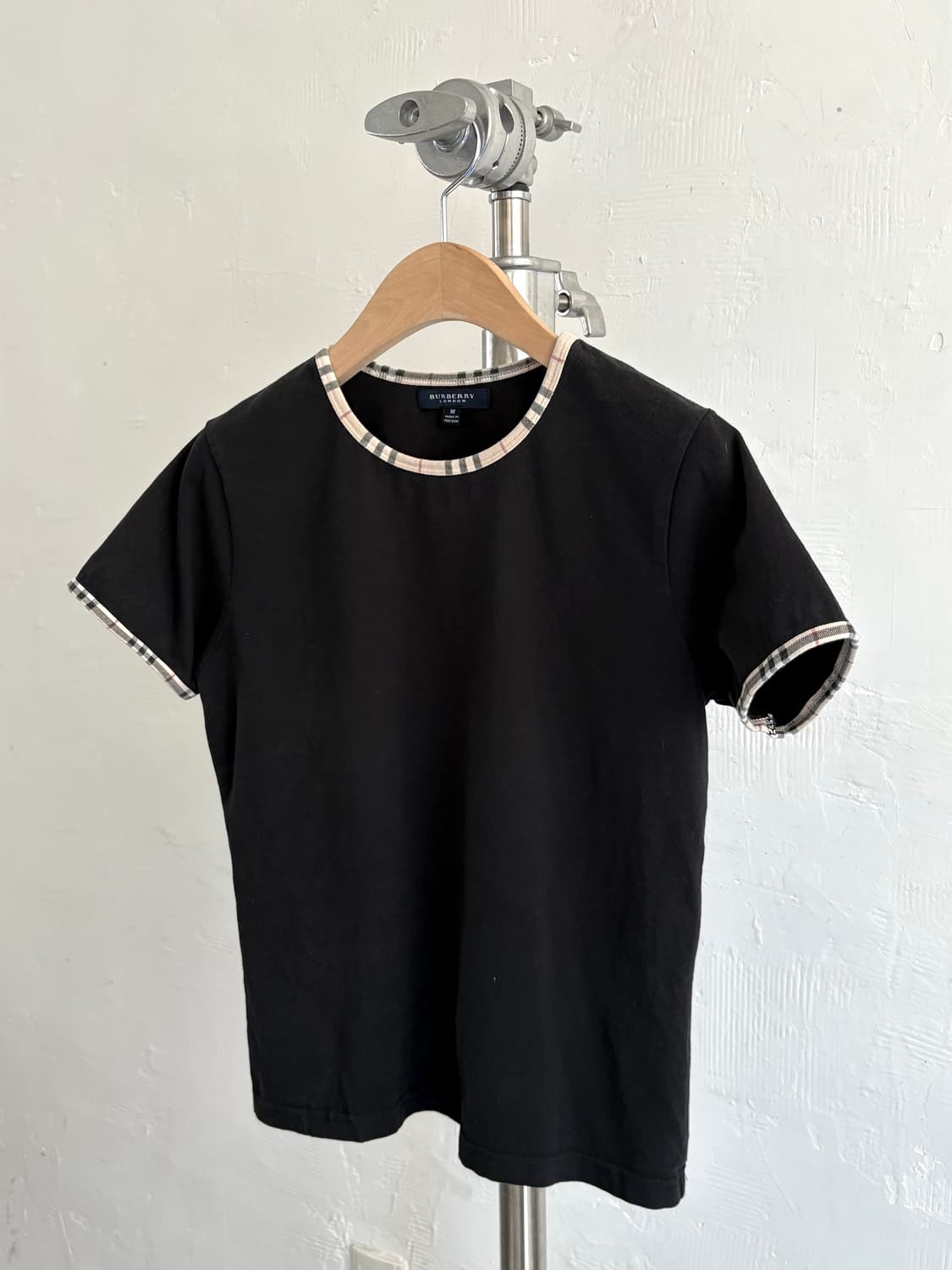 Burberry 버버리 런던 노바체크 디테일 블랙 반팔 티 상품이미지2