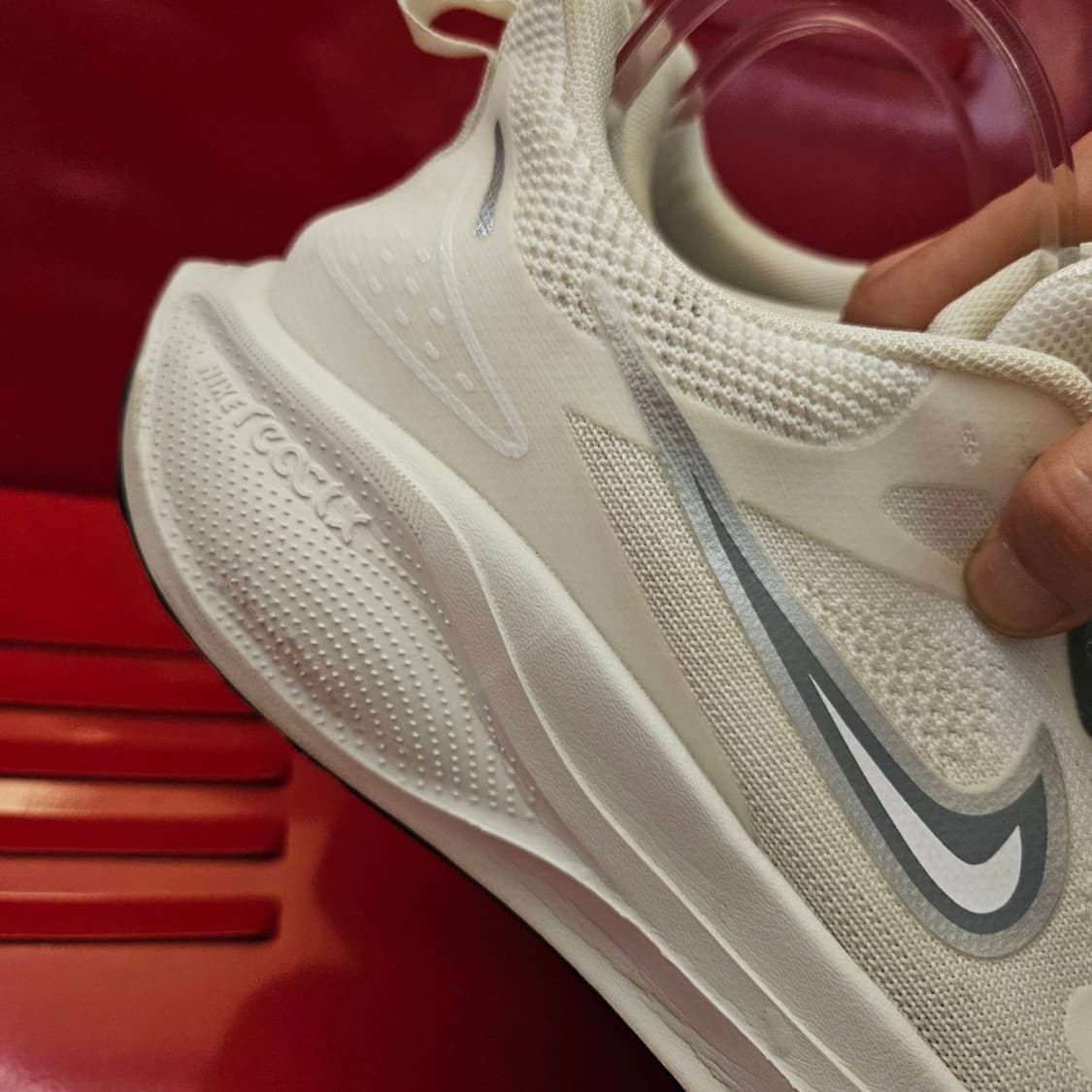 나이키(Nike) Reactx 러닝화
280 size
 상품이미지4