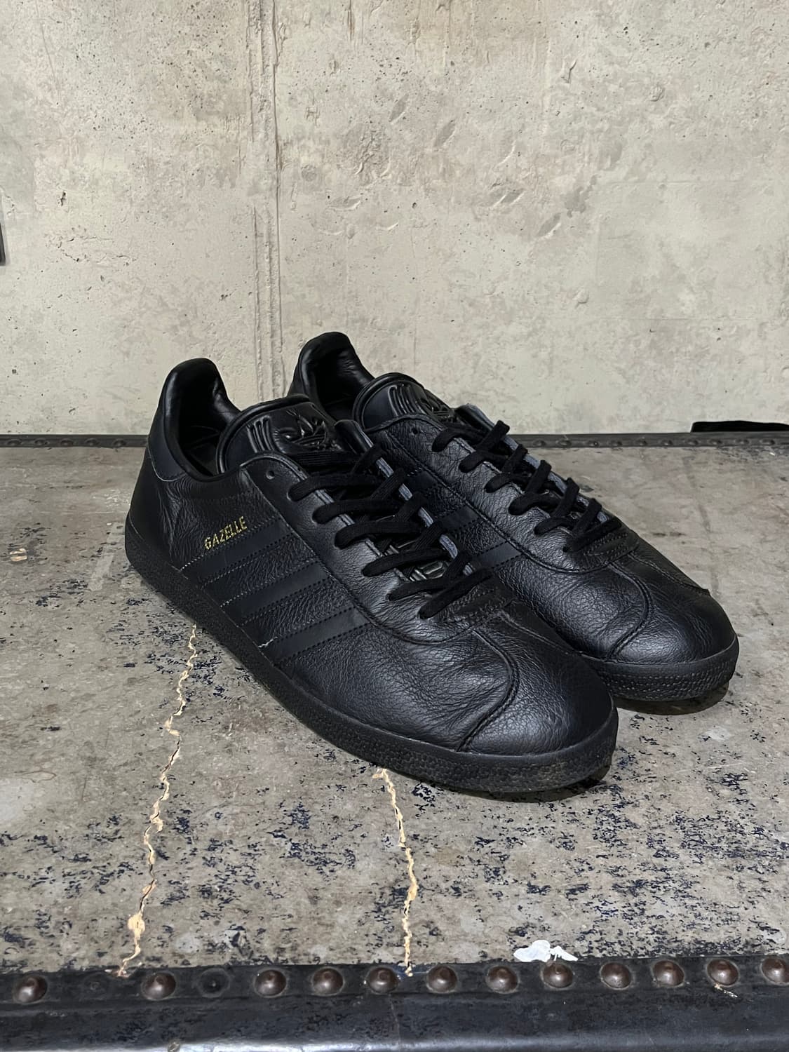 ADIDAS Gazelle Leather Black 상품이미지2