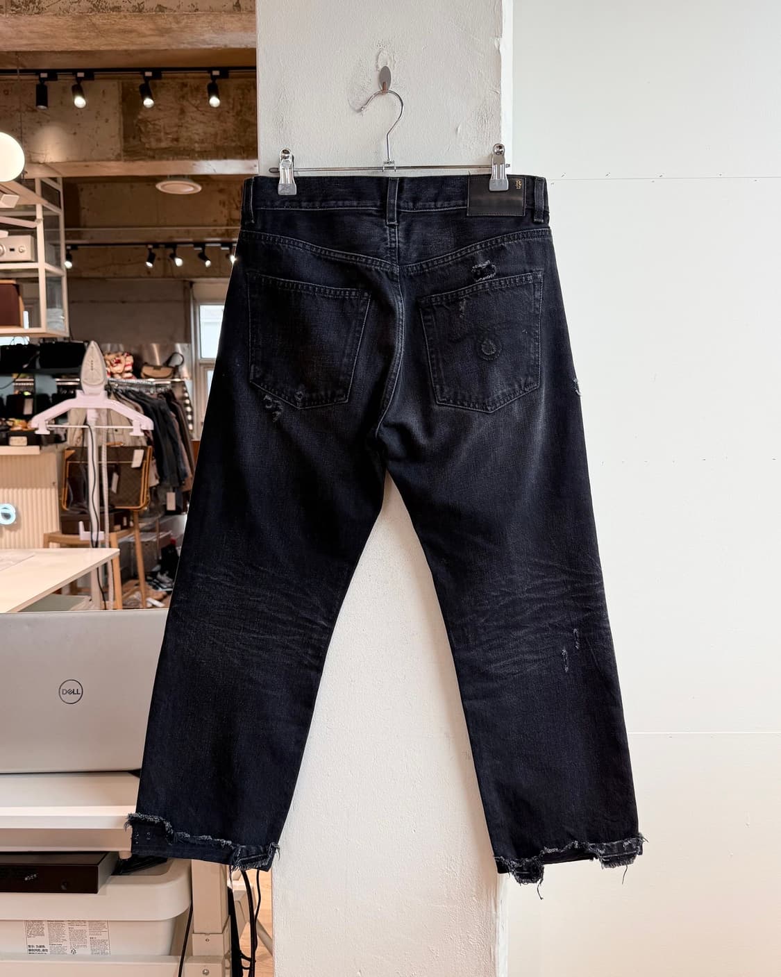 r13 블랙 데님 디스트레스드 보이프렌드 팬츠  상품이미지5