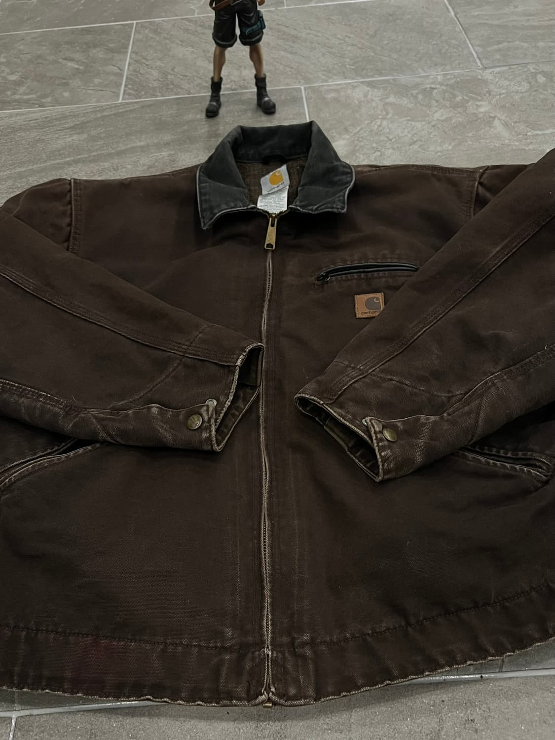 ( XL) 칼하트 디트로이트 자켓 J97 DKB 다크브라운 상품이미지7