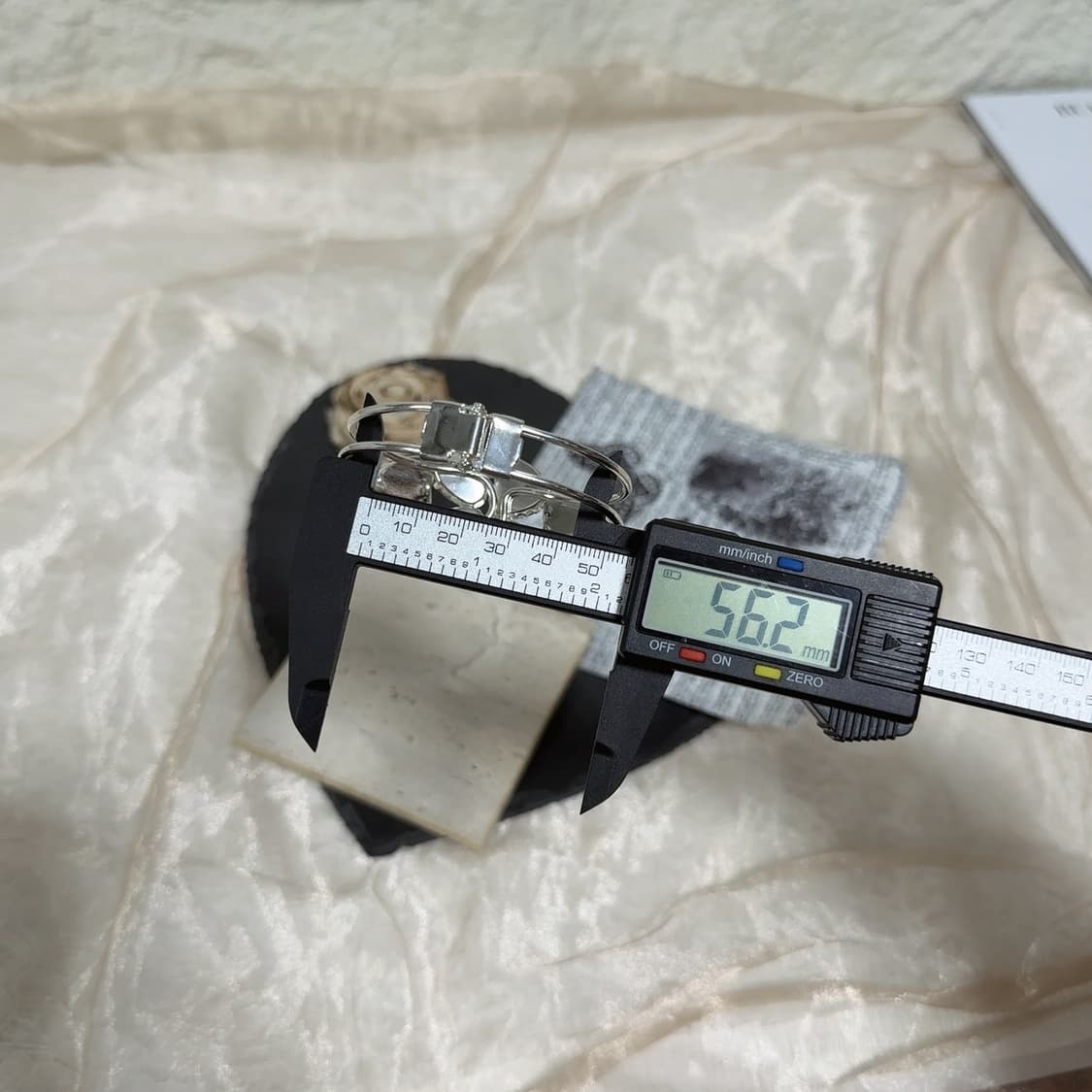 빈티지 오리엔탈 오픈 팔찌 상품이미지2