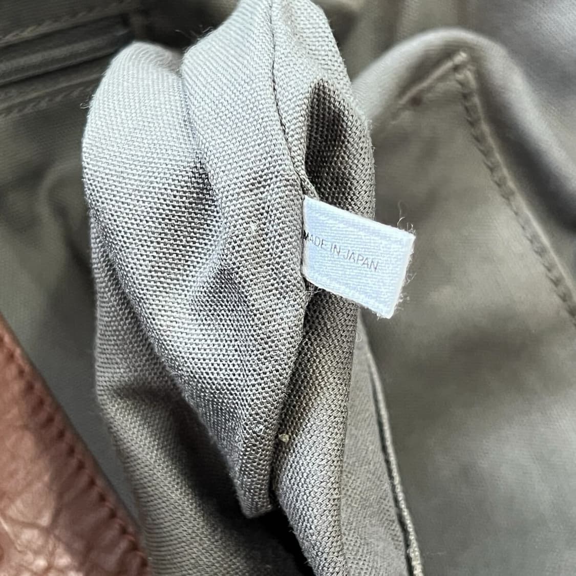 비비안 웨스트우드 로고 패턴 소가죽 숄더백 상품이미지9