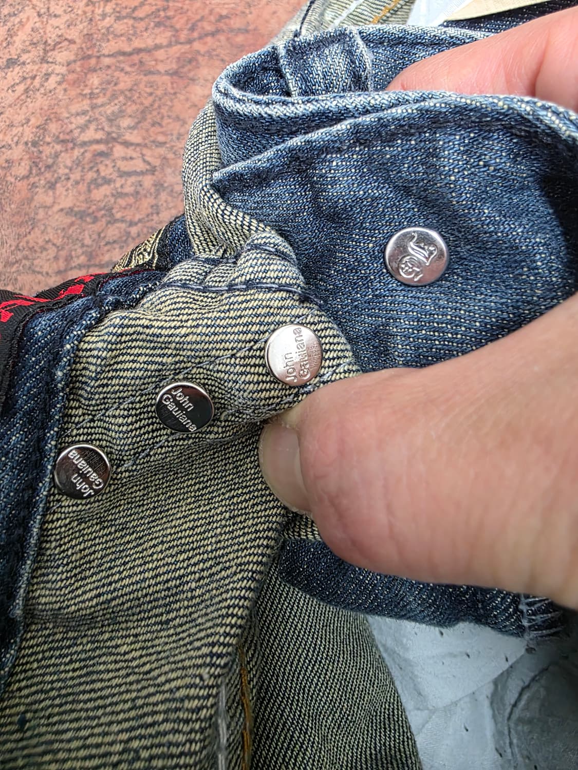 존 갈리아노 헤리티지 가죽 패치 워싱 데님 팬츠 32 상품이미지9