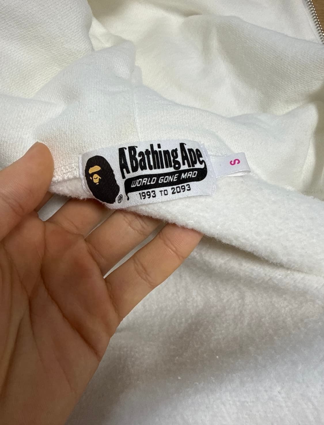 베이프 샤크 후드집업 상품이미지3