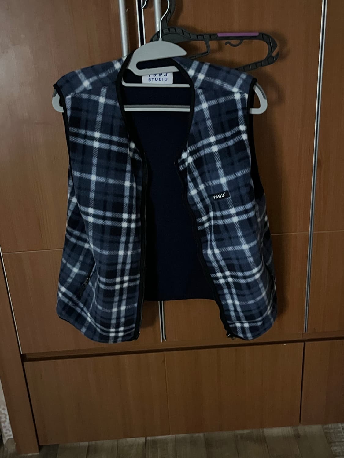 1993스튜디오 리버시블 폴리스조끼 상품이미지2