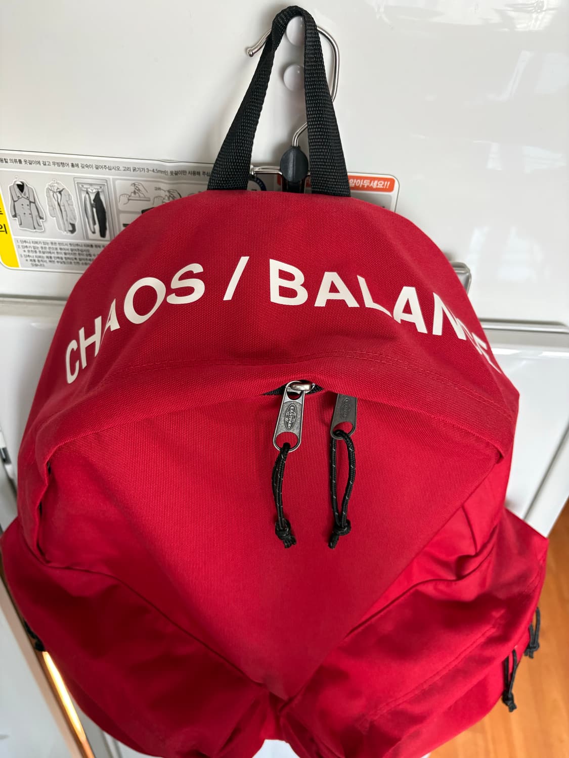 이스트팩 언더커버 콜라보 백팩 레드 상품이미지2
