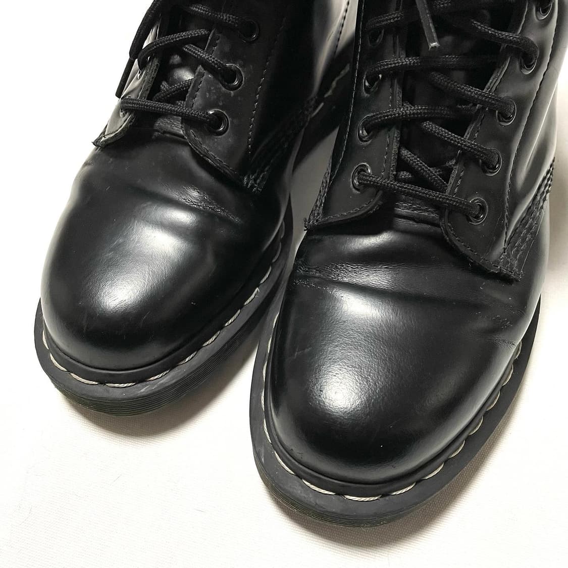 닥터마틴 8홀 화이트 스티치  상품이미지2