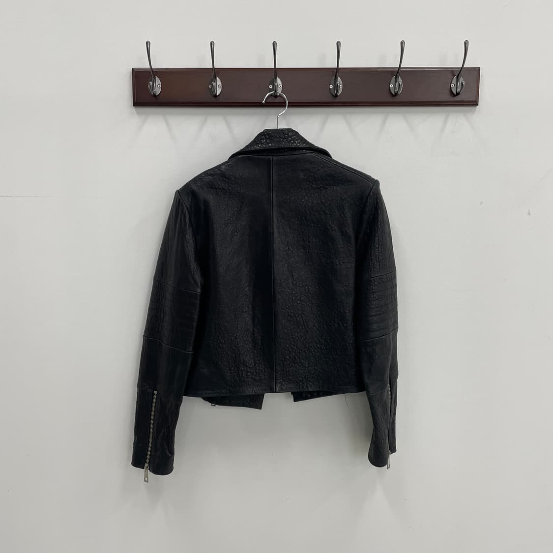 띠어리 리얼 레더 블랙 라이더 자켓 상품이미지4