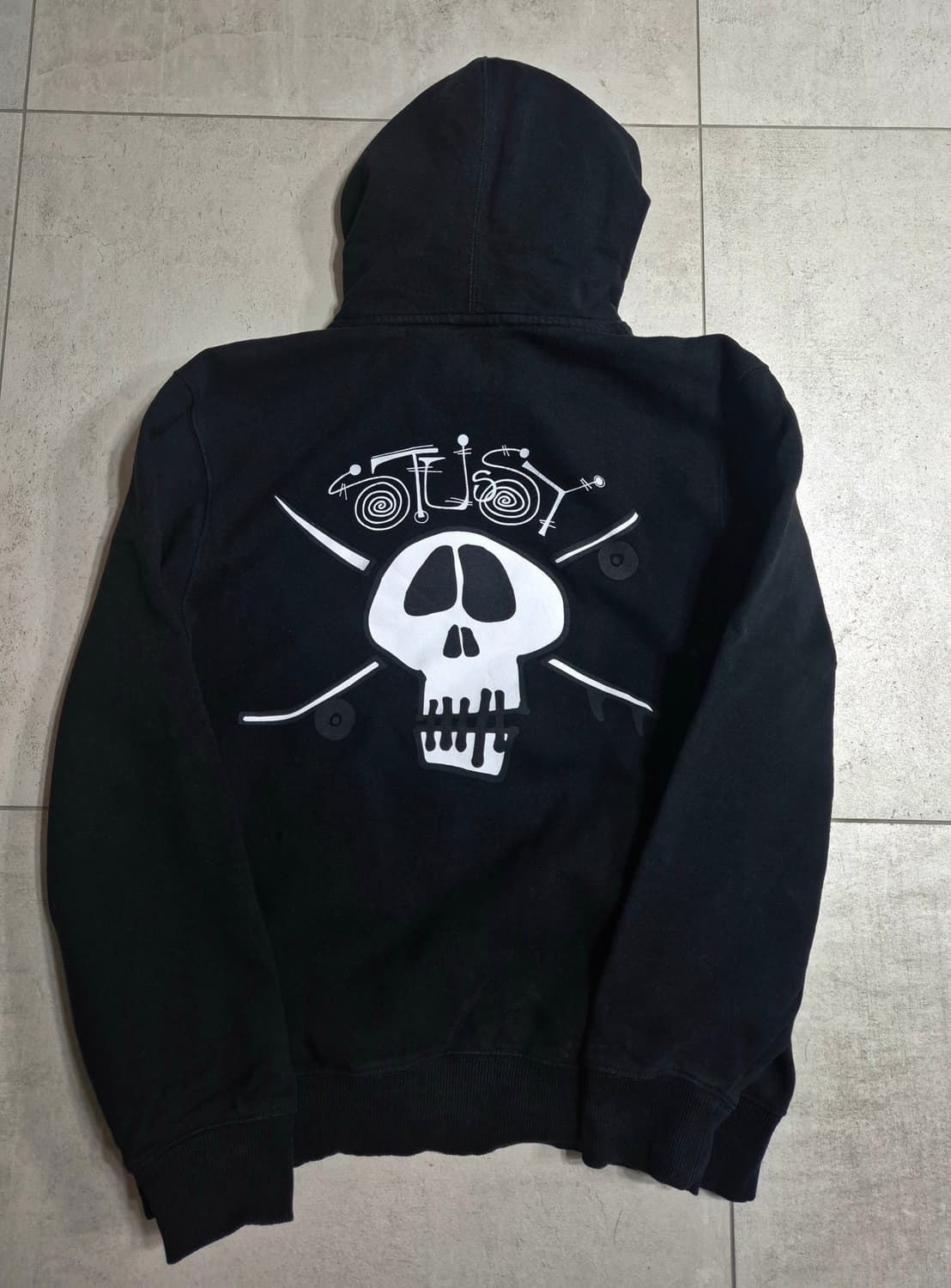 스투시 서프 스케이트 스컬 후드티 블랙 M (정품) 상품이미지4