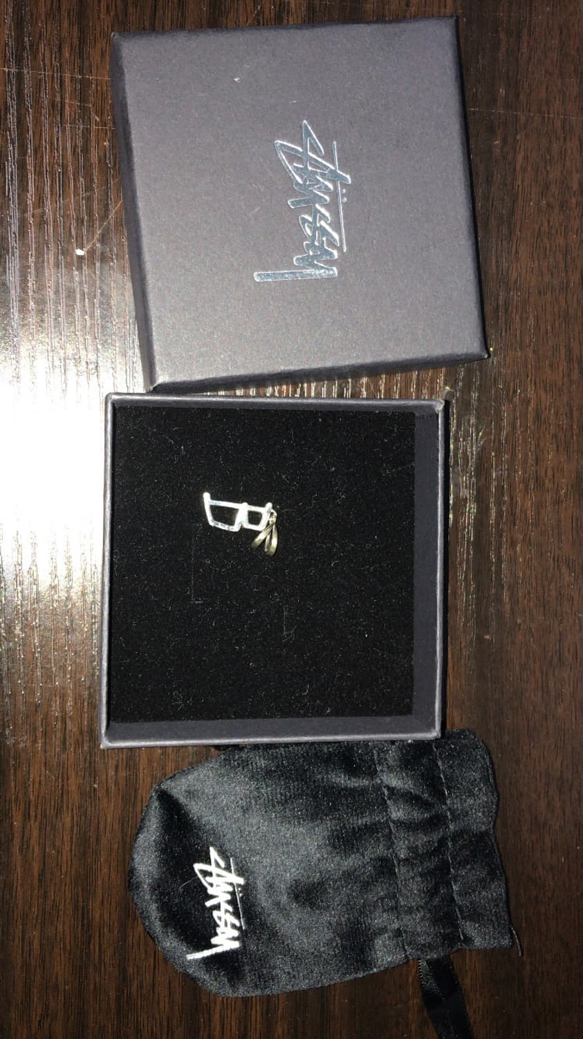 25ss 스투시 알파벳 팬던트 B 상품이미지2