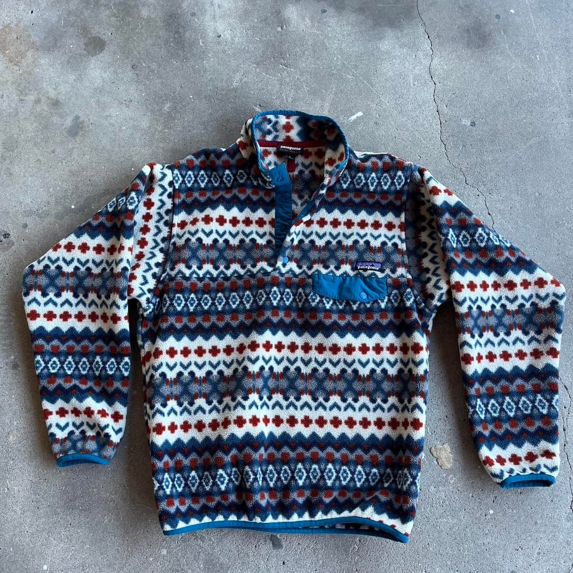 16FW 파타고니아 클래식 신칠라 스냅-티 플리스 풀오버 페어 아일 패턴 상품이미지1