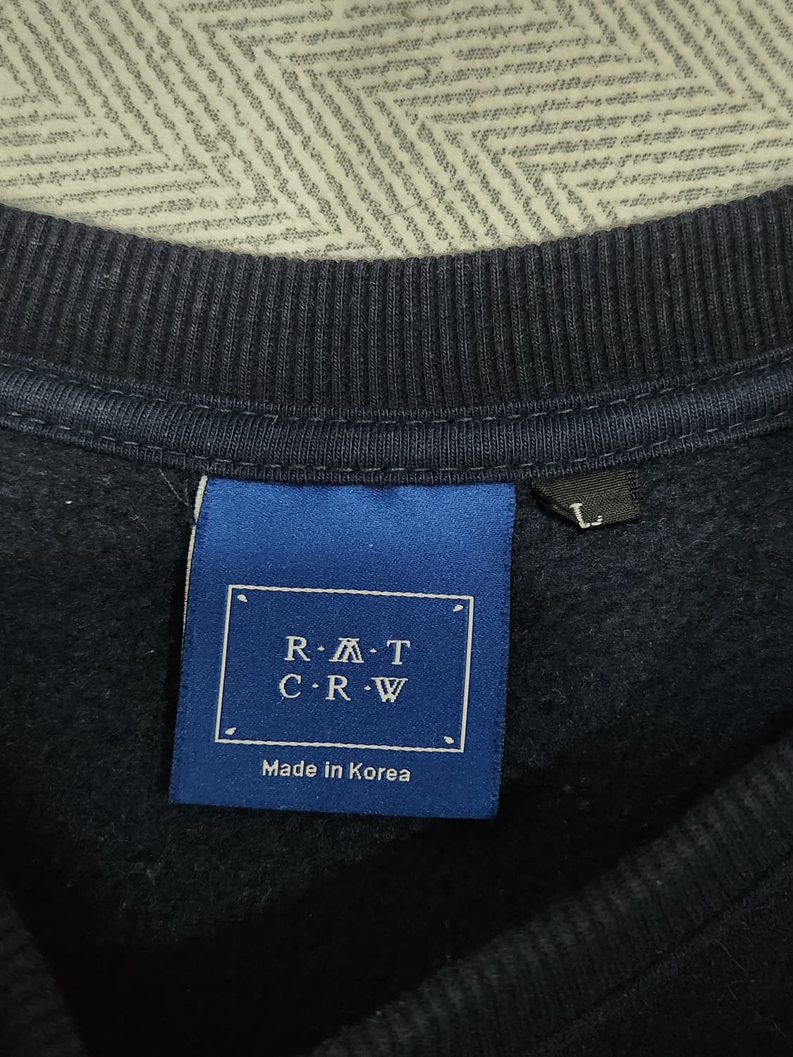 로맨틱크라운 마크곤잘레스 콜라보 맨투맨 L 상품이미지5