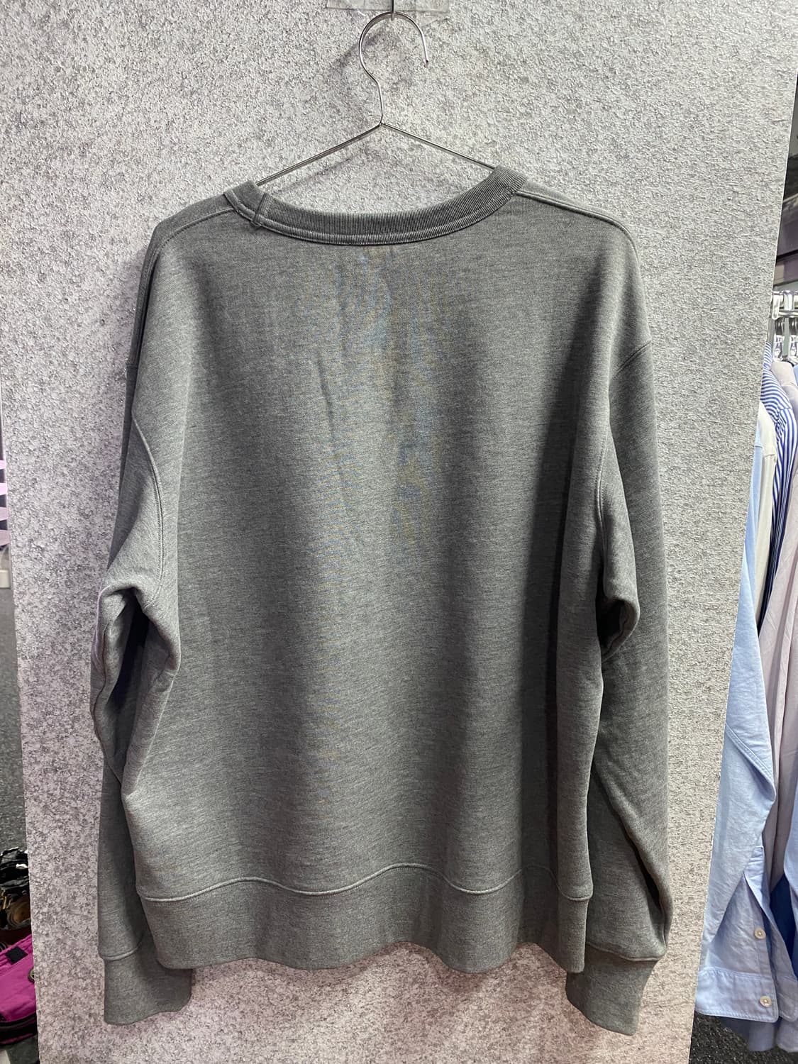 아크네 스튜디오 페이스 패치 맨투맨 B3420 상품이미지5