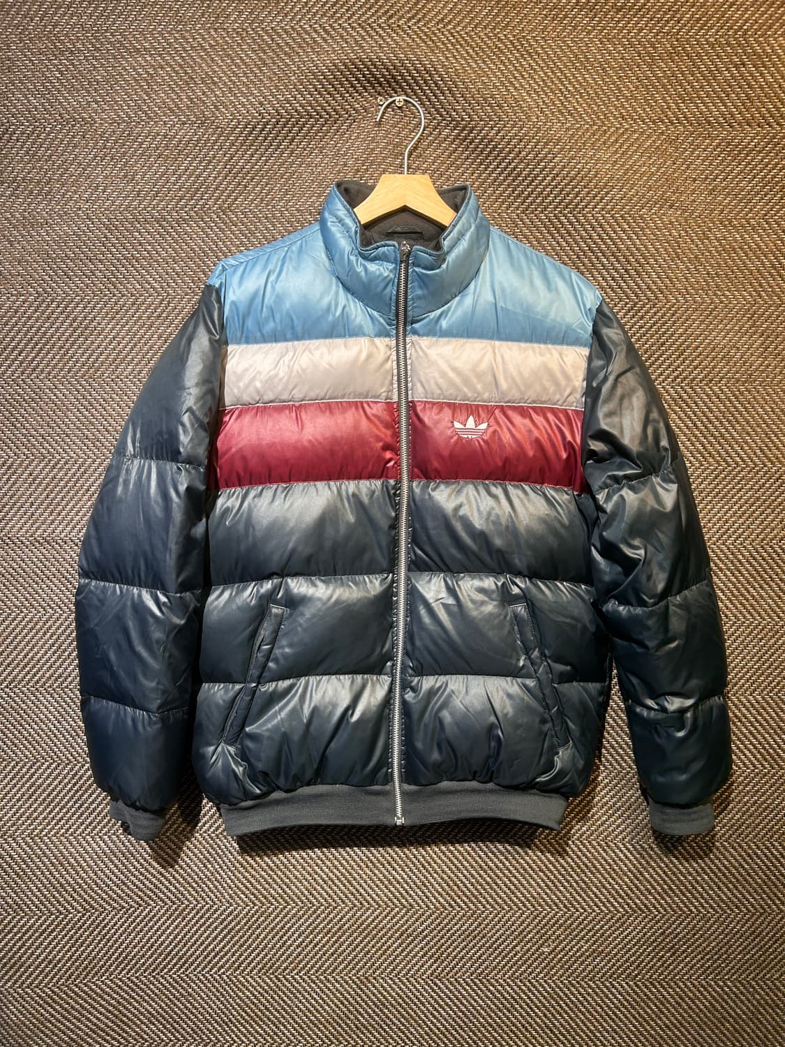 아디다스 다운 푸퍼패딩  상품이미지1