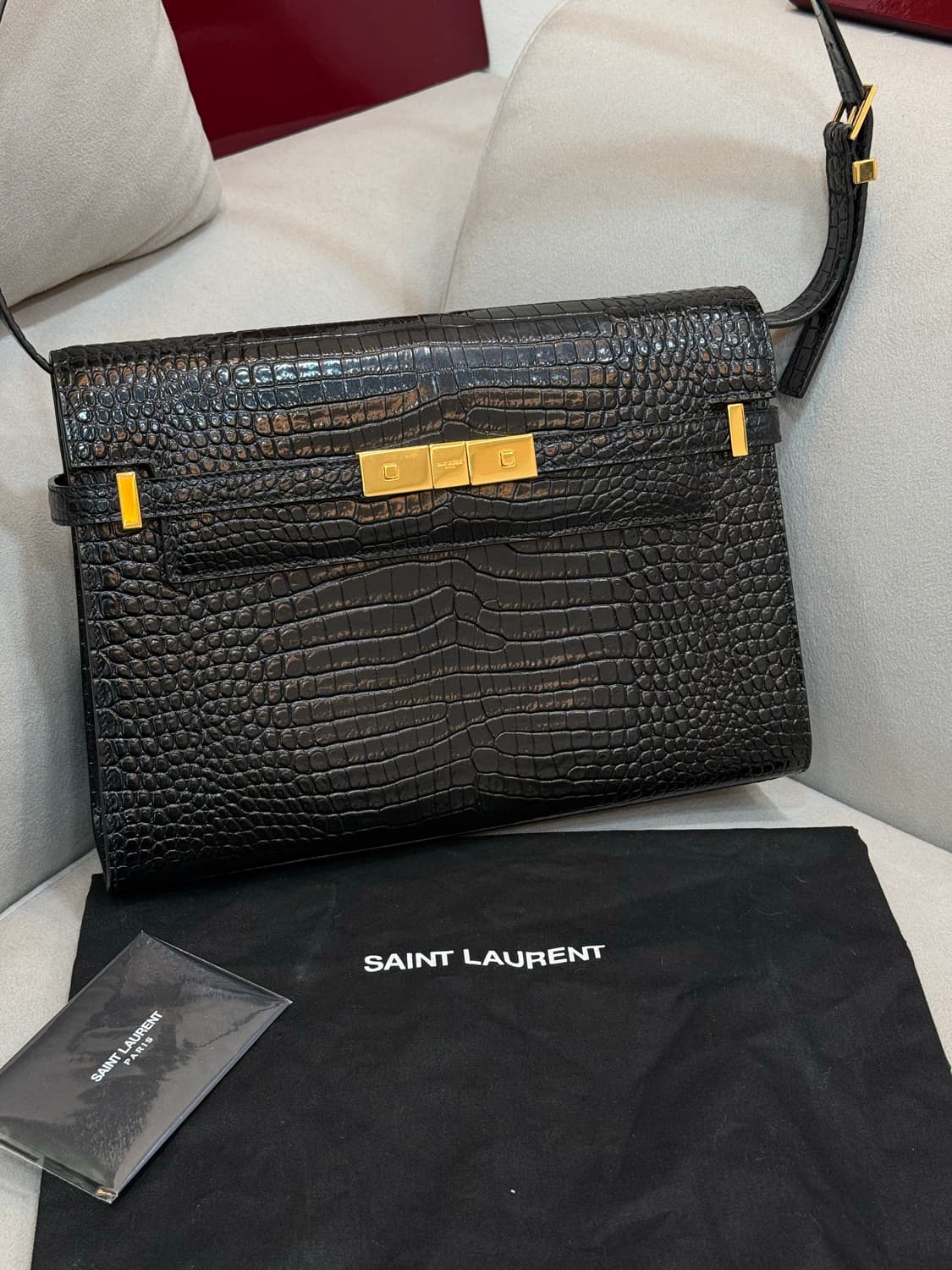생로랑 블랙 크로커다일 엠보스 맨해튼 숄더백 상품이미지1