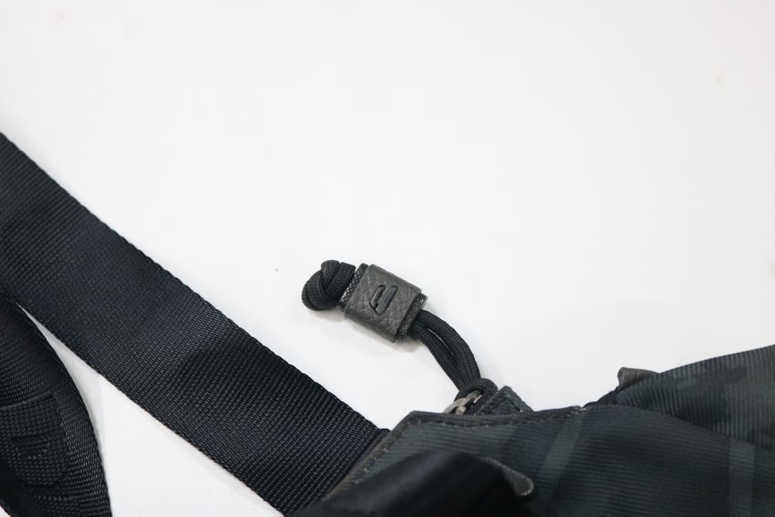 디젤 아카이브 로고 그래픽 숄더백 상품이미지7