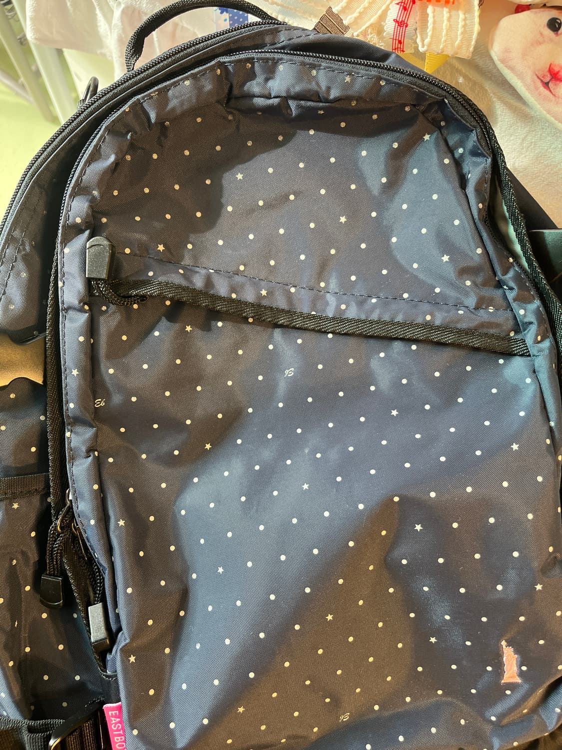 이스트보이 네이비 도트 백팩 🪽 상품이미지7
