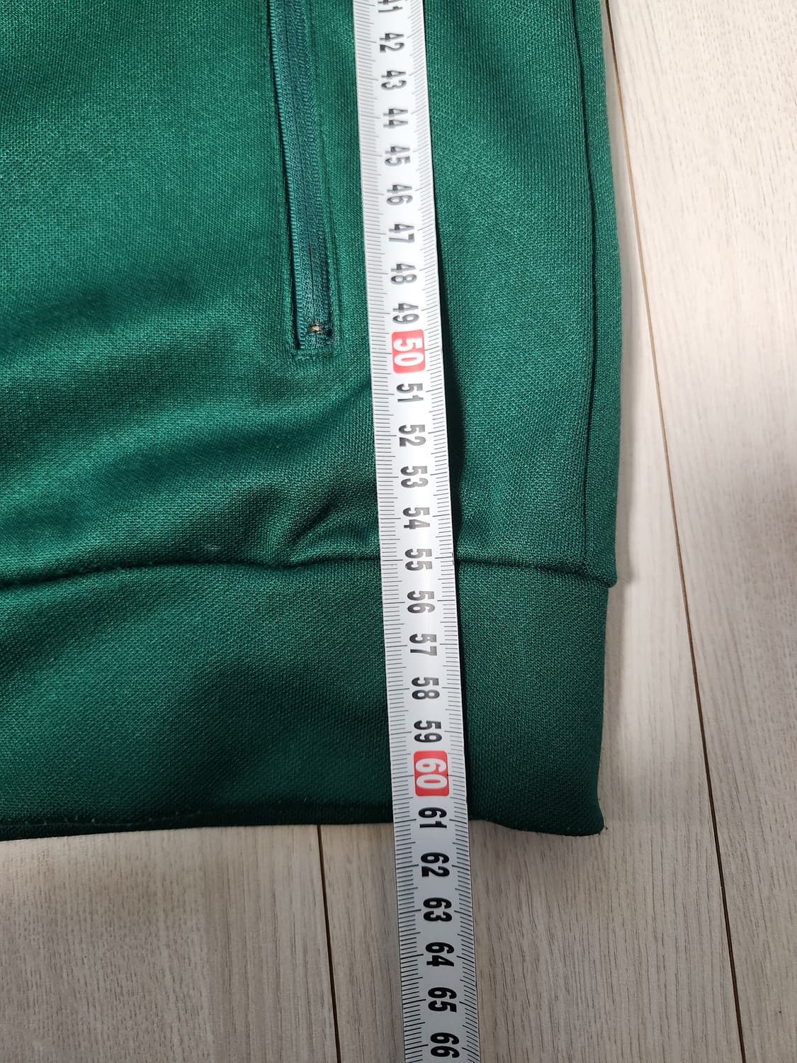 아디다스 트레이닝 니트 트랙탑 사이즈95 m

스포츠웨어/아우터/트랙탑/ 상품이미지3