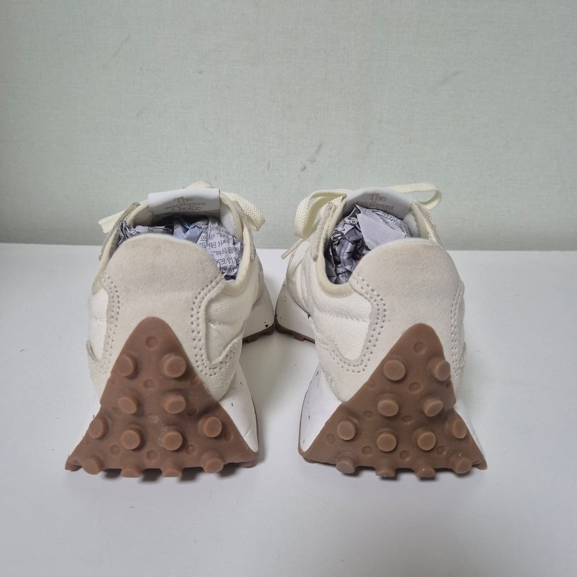 뉴발란스 327 아이보리 운동화220 상품이미지3