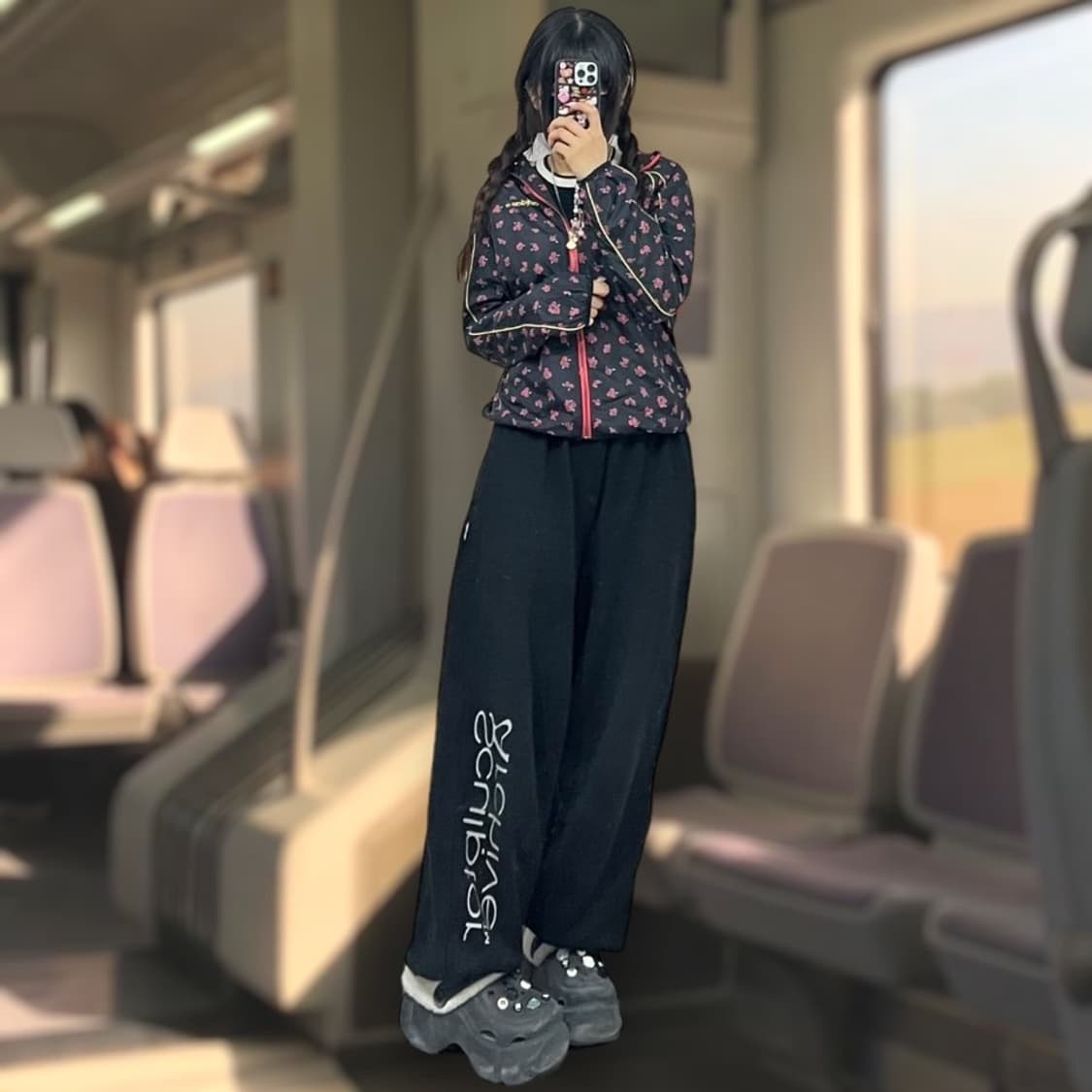 아디다스 네오 로즈 바람막이 상품이미지1