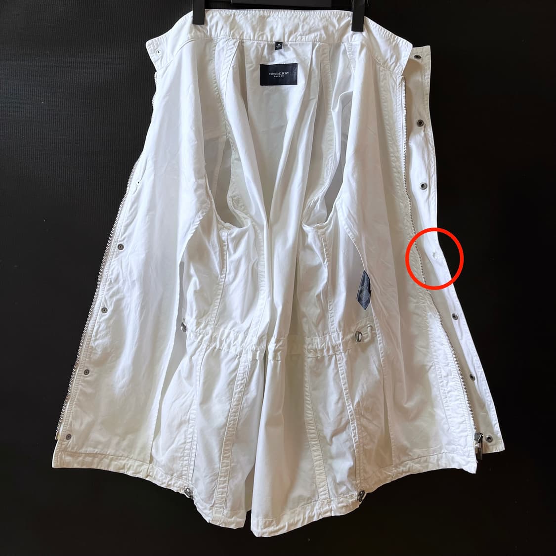 M) 버버리 Made in Italy  화이트 코튼 경량 사파리 자켓 상품이미지8