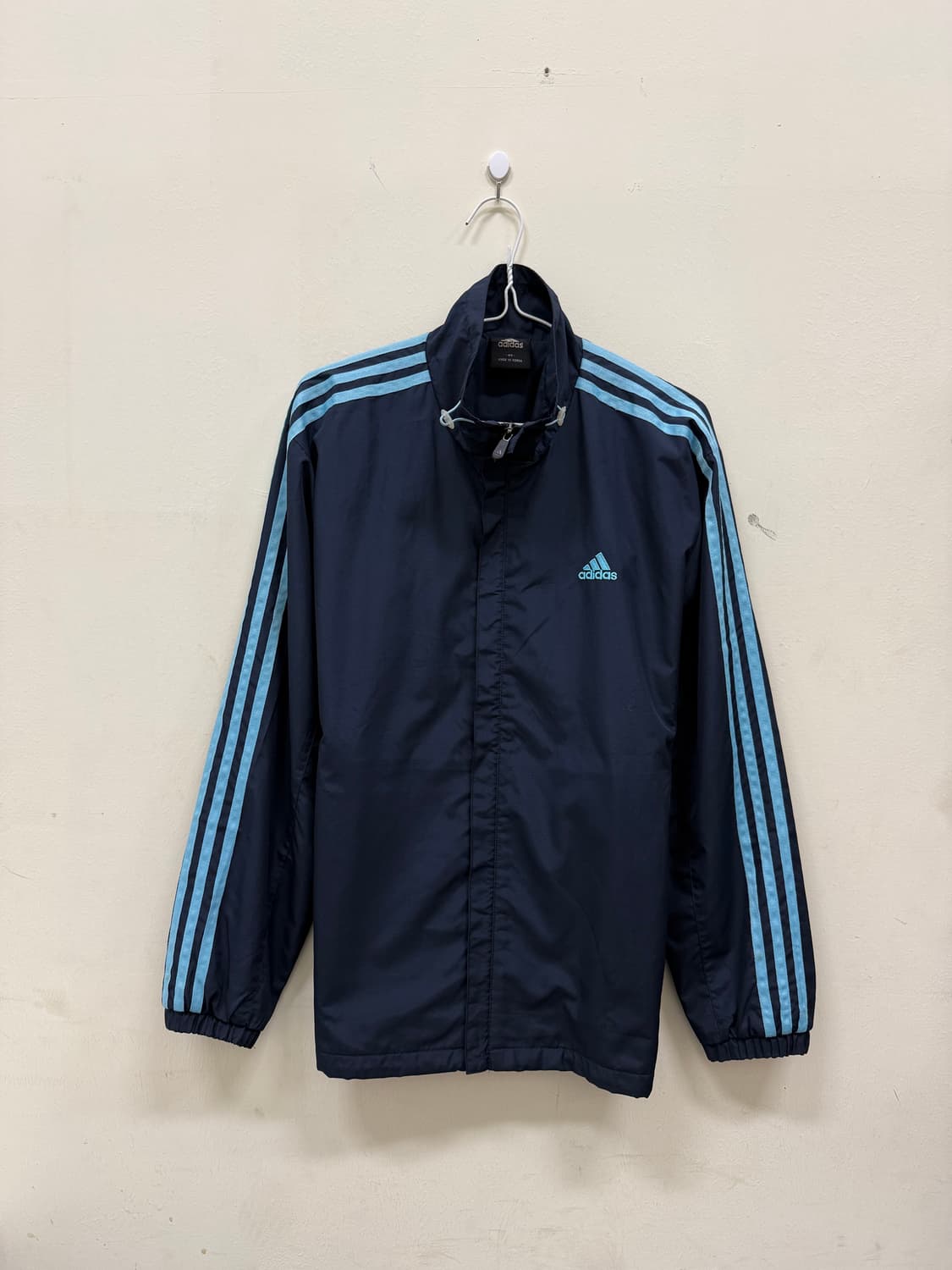 아디다스 네이비 블루 바람막이 상품이미지1