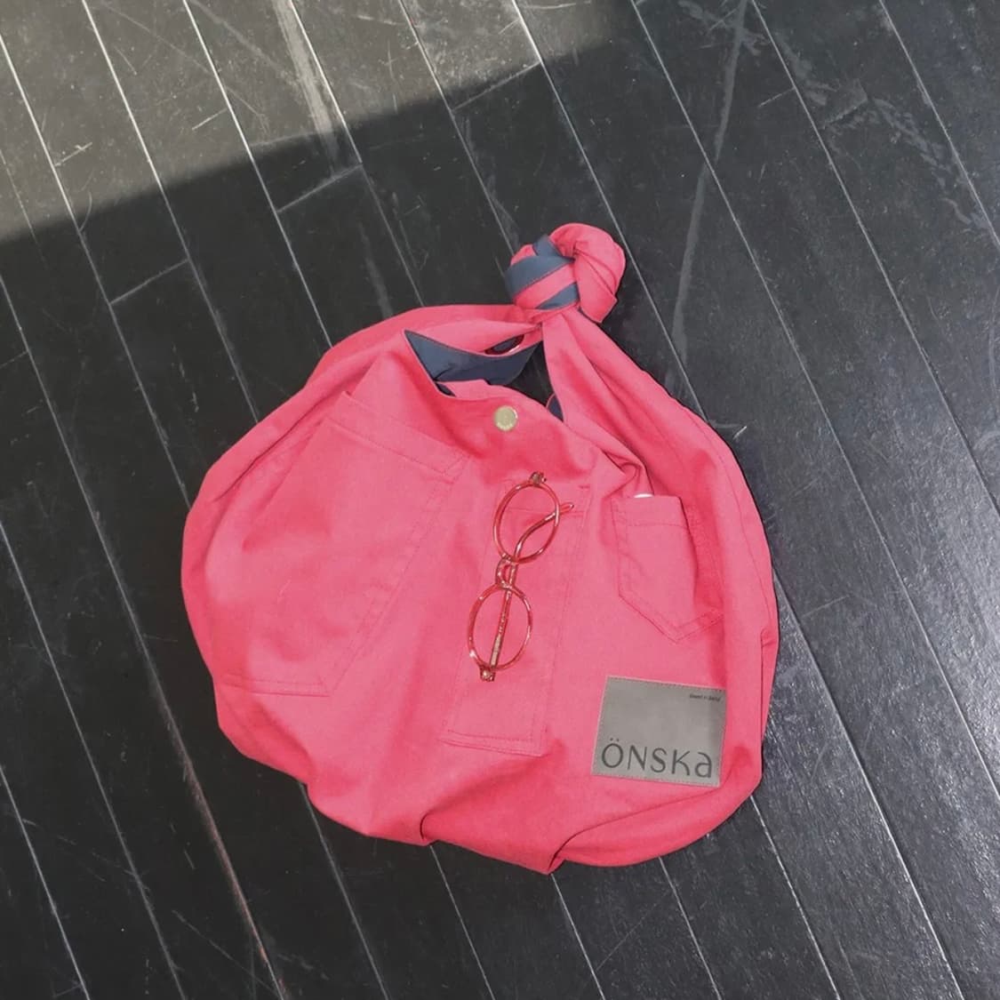 온스카 리버시블 크로스백 (레드&네이비) 상품이미지3