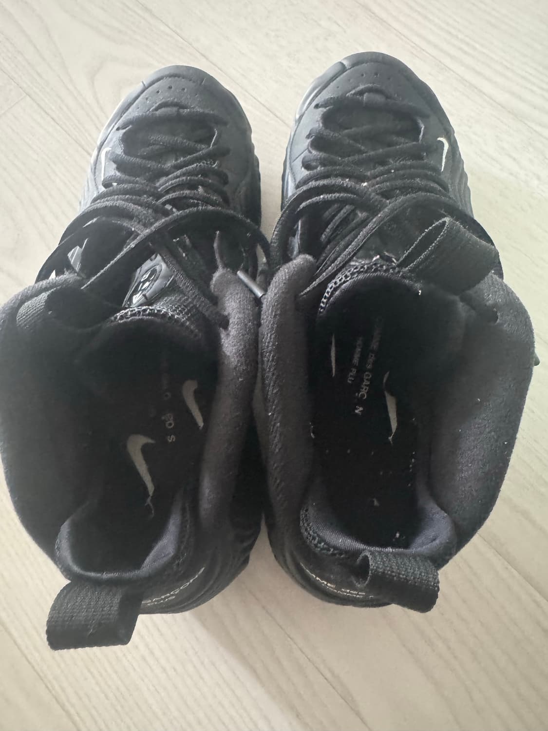 나이키 x 꼼데가르송 옴므 플러스 에어 폼포짓 원 블랙 상품이미지5