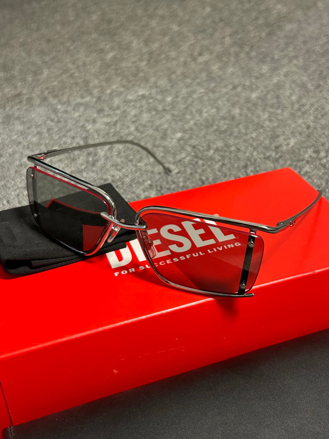 디젤 한정판 선글라스 실버 상품이미지4