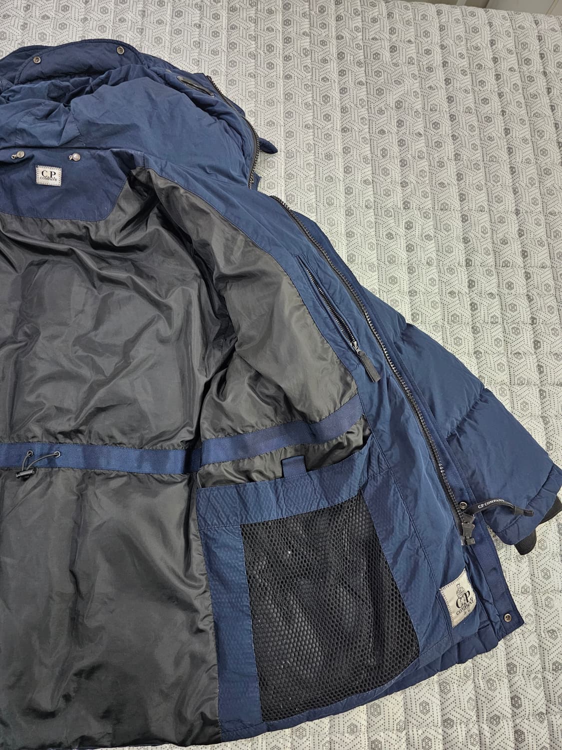 CP 컴퍼니 노르지 고글 후드 패딩 105 상품이미지7