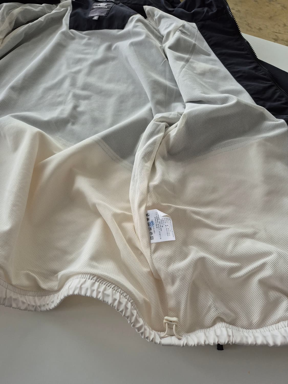 뉴발란스  간절기 웜업 후드자켓 상품이미지6