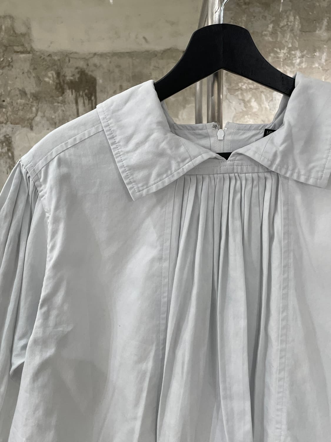 꼼데가르송 꼬르소꼬모 화이트 개더 3/4 슬리브 코튼 블라우스 상품이미지2