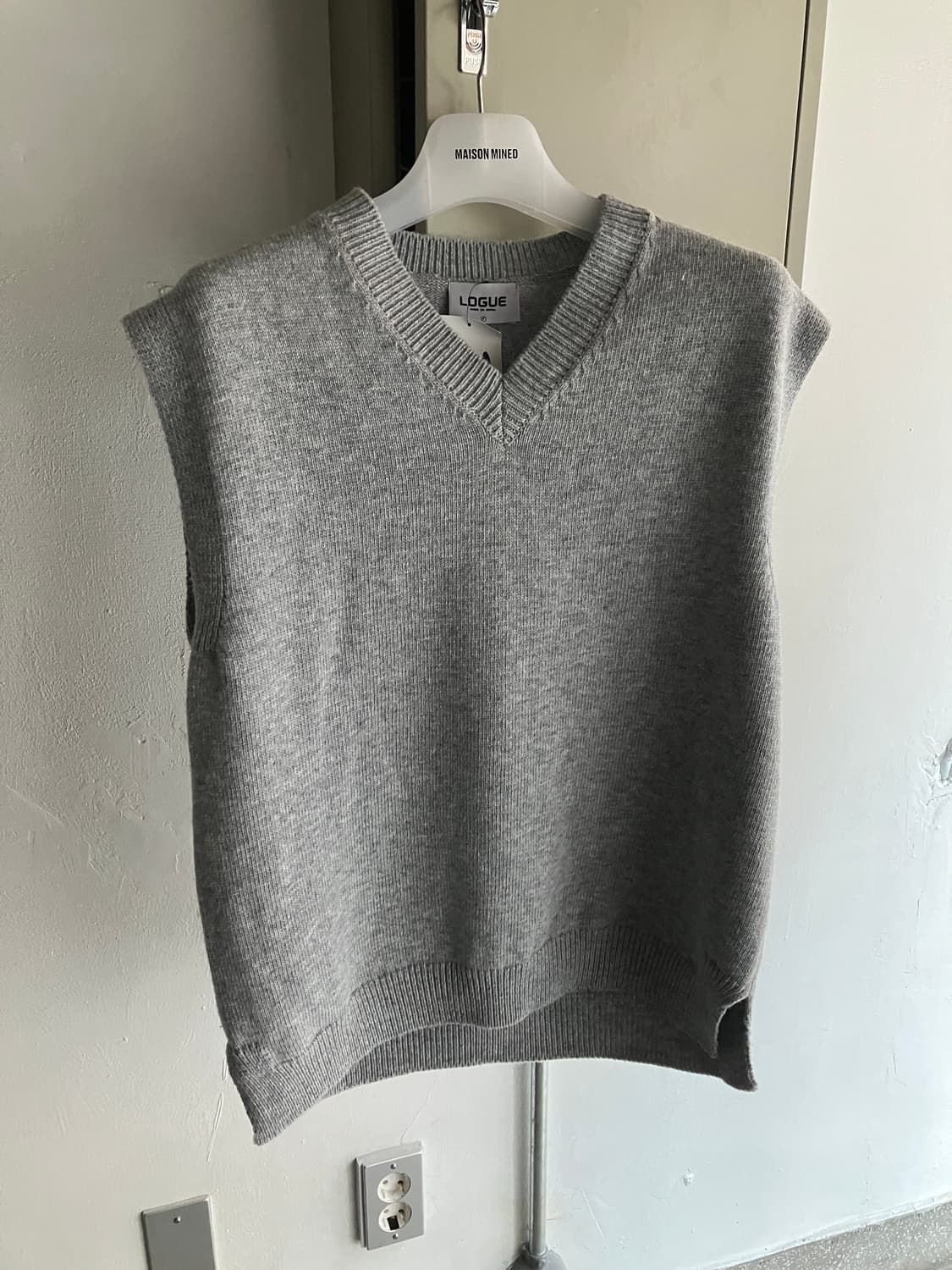 그레이 니트 베스트 상품이미지1