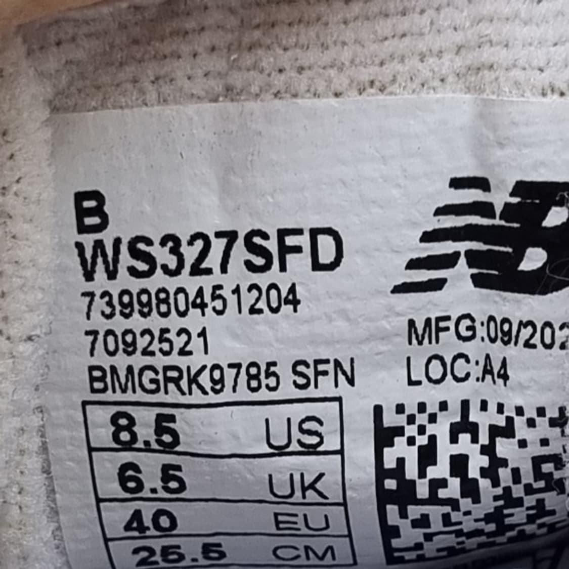 뉴발란스 327 화이트 운동화 255 상품이미지6