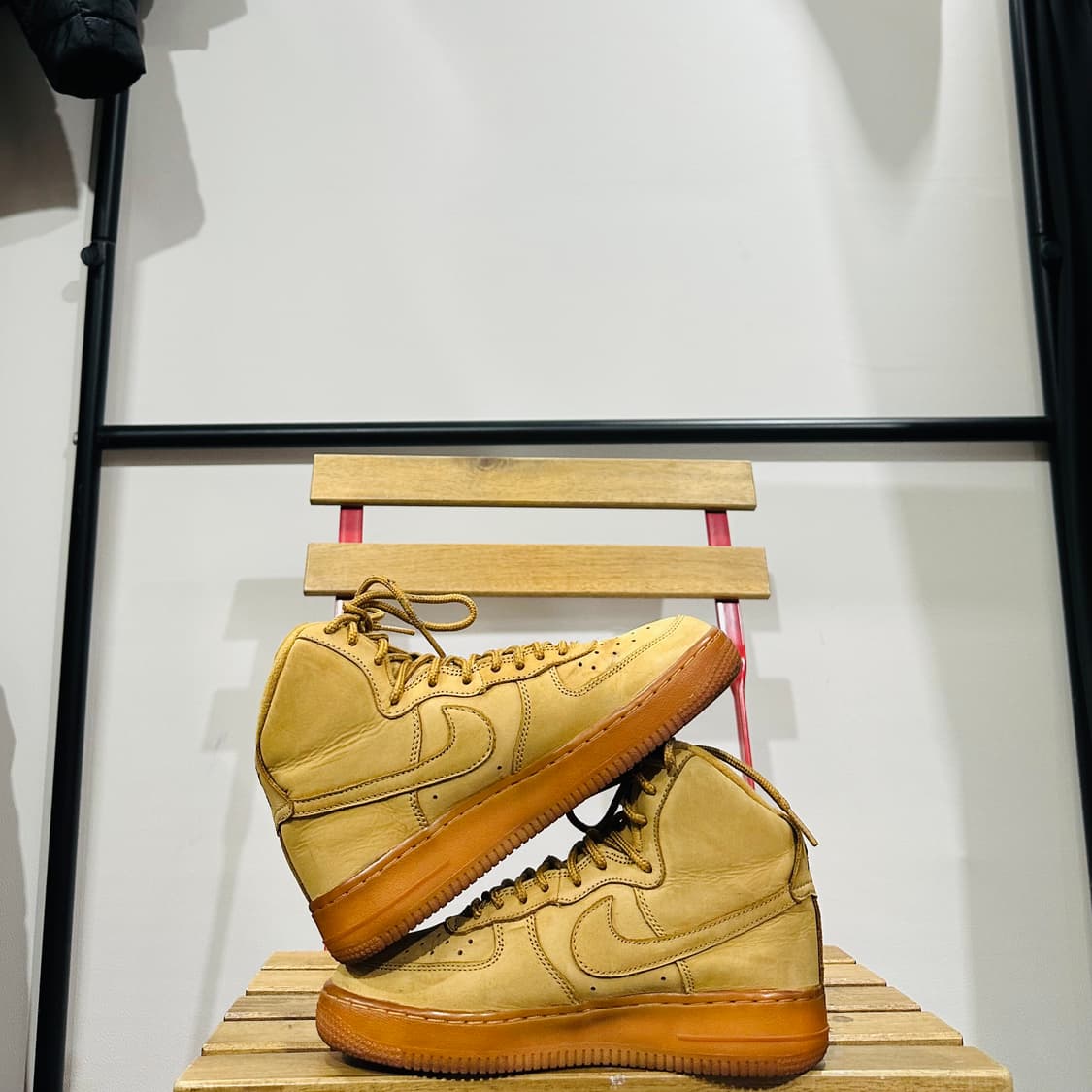 230) 나이키 운동화 여성 여자  에어포스1 하이 된장 스웨이드 상품이미지8