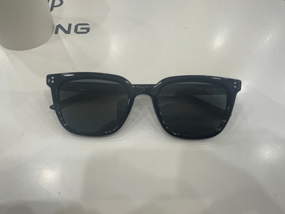 젠틀몬스터 데이즈데이 상품이미지1