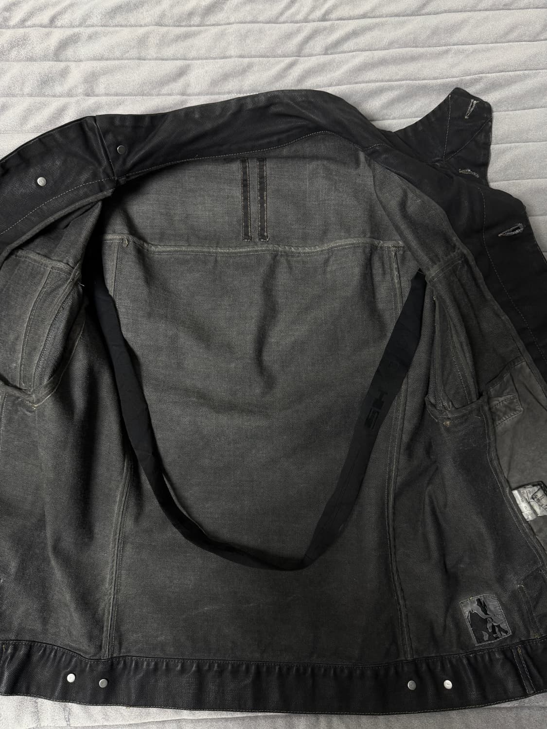 릭오웬스 왁스 코팅 슬레이브 데님 자켓 상품이미지5