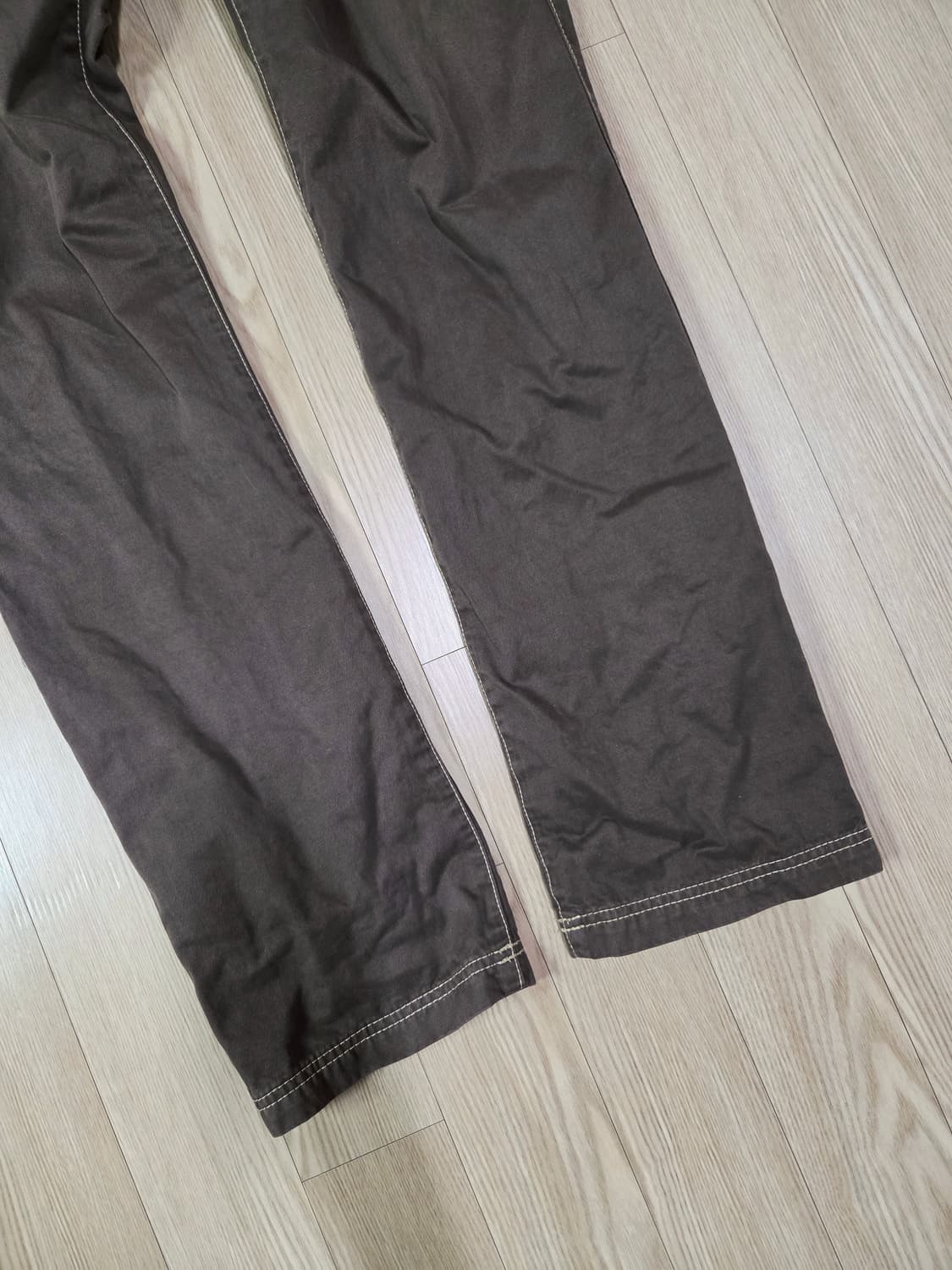 나파피리 브라운 스티치 스트레이트 핏 코튼 팬츠 상품이미지4