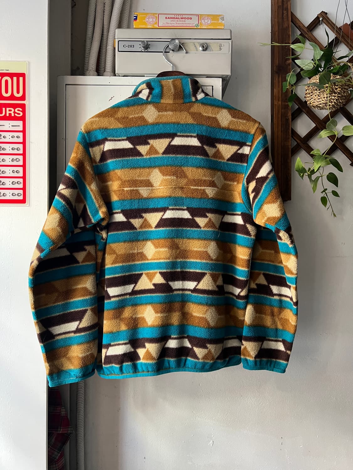 [S]파타고니아 우먼스 신칠라 나바호 패턴 플리스 풀오버 스웻셔츠 상품이미지5