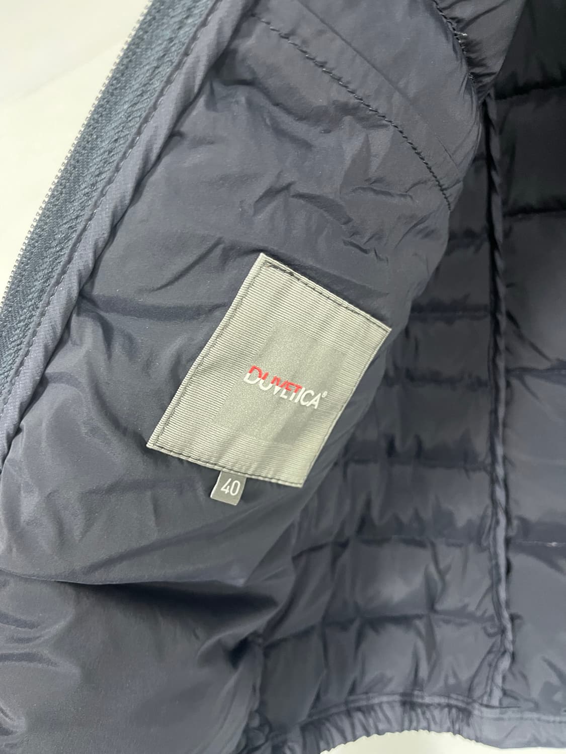 듀베티카 경량패딩 40사이즈 상품이미지6