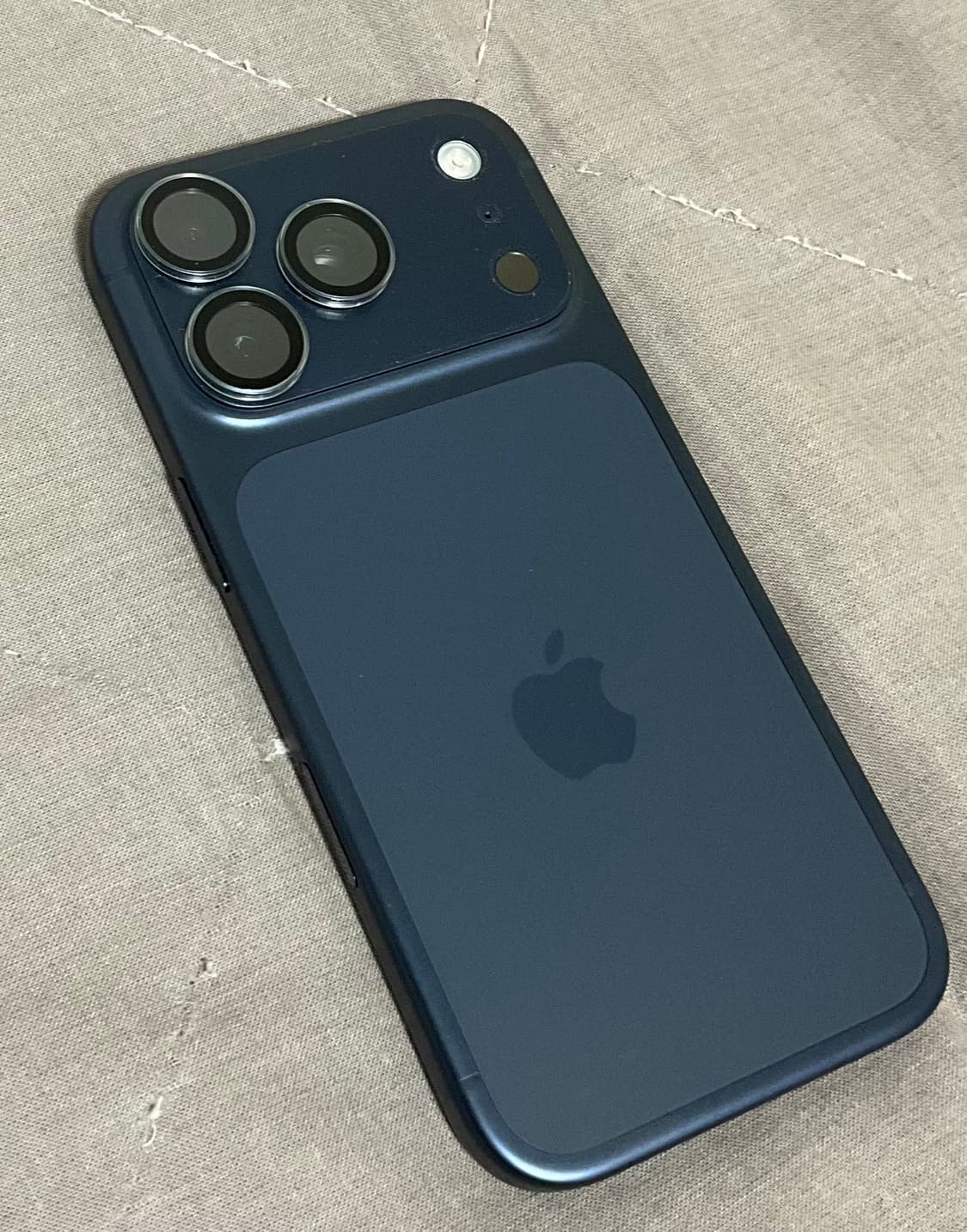 아이폰 17 프로 딥블루 256gb 상품이미지2