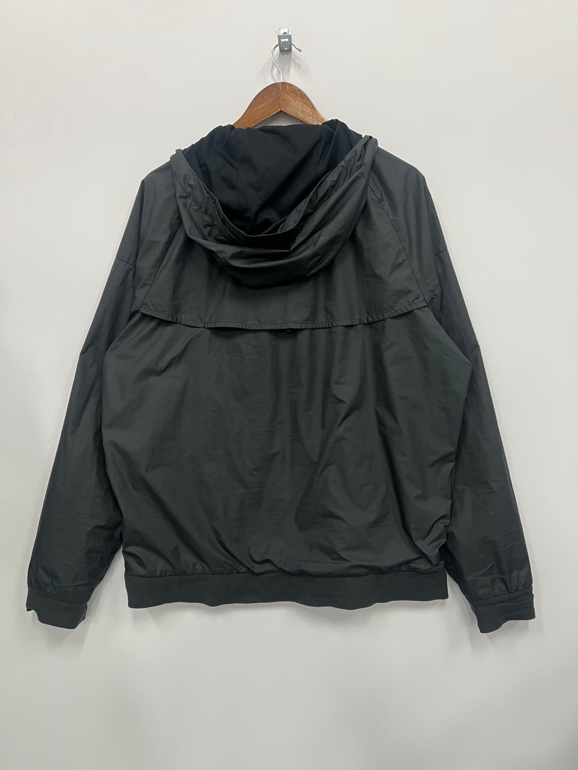 나이키 블랙 바람막이  상품이미지4