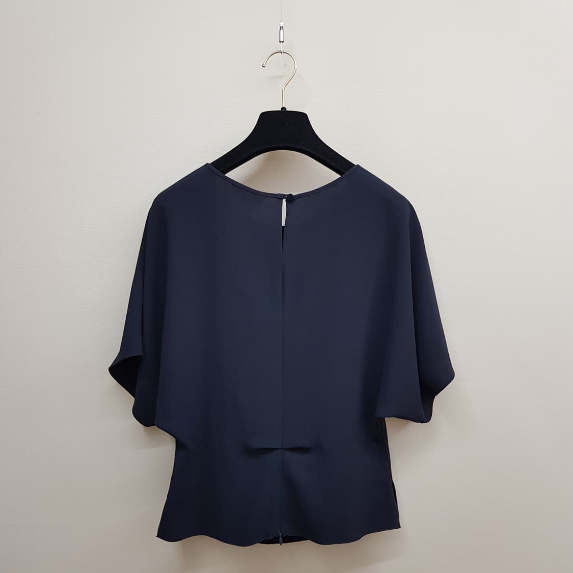 모조에스핀 미니멀 반팔 블라우스 S사이즈 상품이미지5