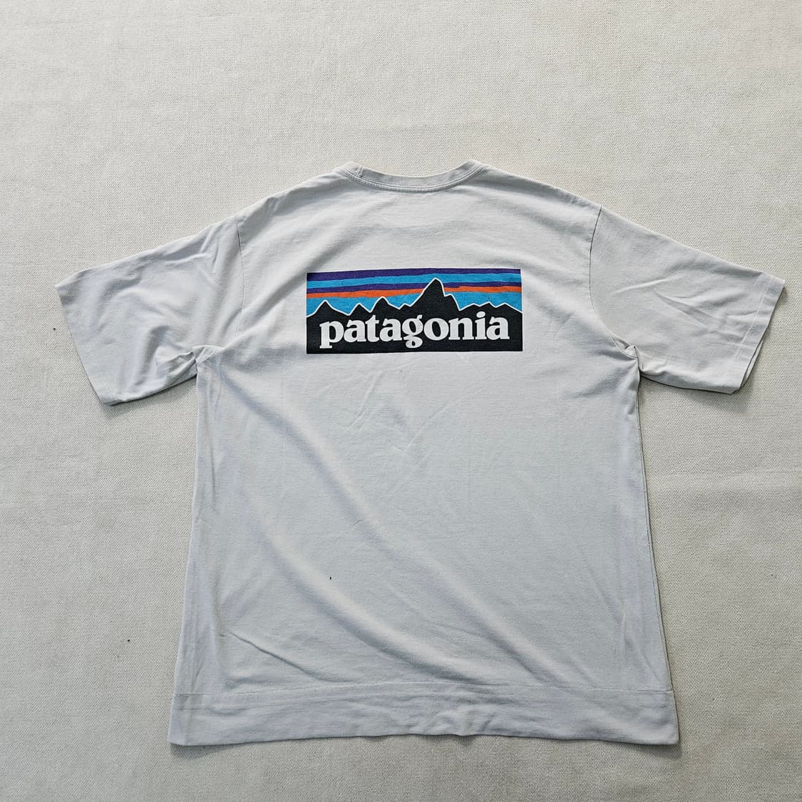 L 파타고니아 스몰로고 반팔티(얼룩) 0409Y 상품이미지2