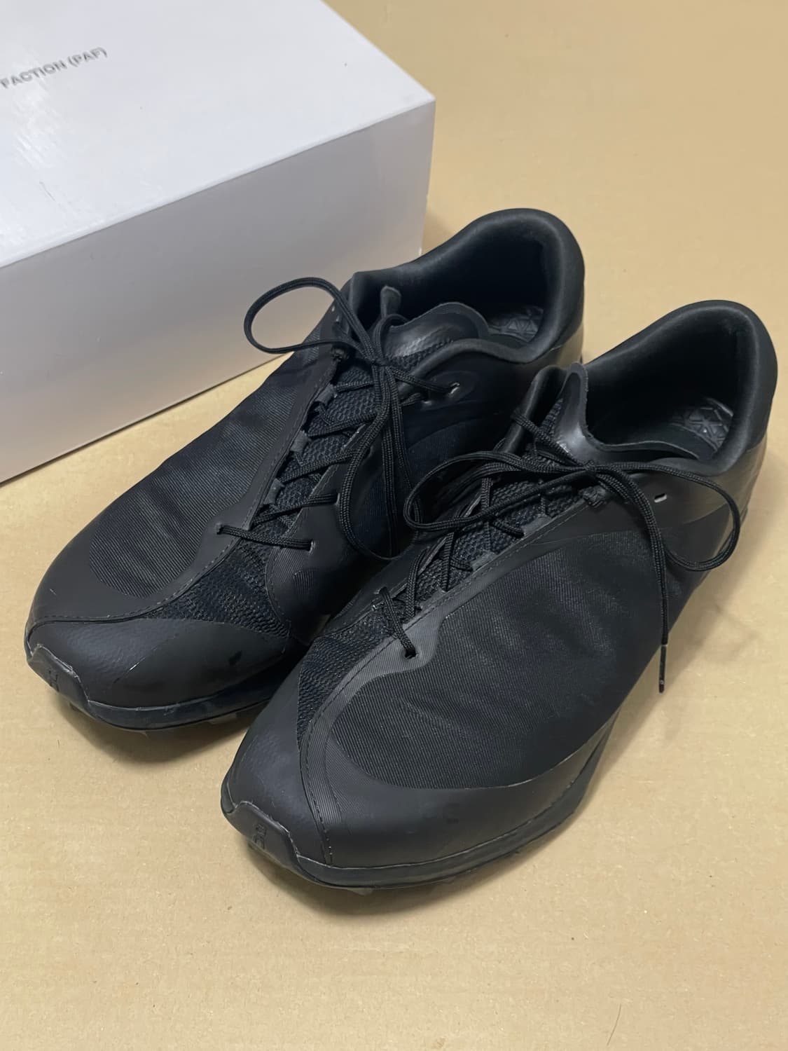 온 파프 클라우드 벤쳐 피크 블랙 상품이미지3